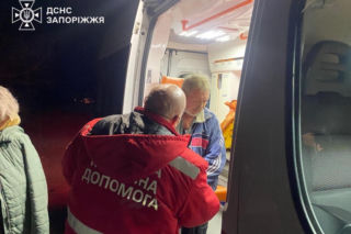 Niespokojna noc na Ukrainie! Rosjanie uderzyli w bloki i pociąg