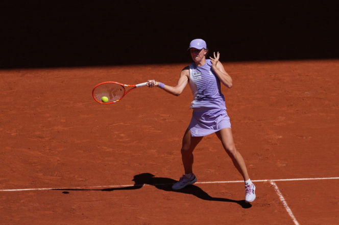 Iga Świątek na ostatnim treningu przez III rundą Roland Garros