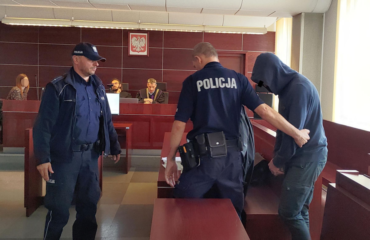 Karolina chciała odejść, Grzegorz zwabił ją garażu. Tragiczny finał