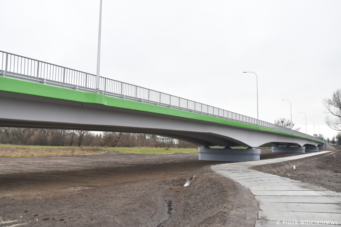 W Trawnikach, na drodze wojewódzkiej nr 838, otwarto nowy most na rzece Wieprz [ZDJĘCIA]