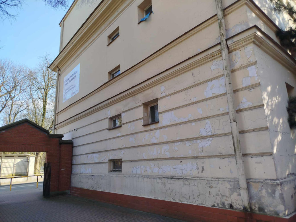 Miasto Siedlce pozyskało 100% dofinansowania kosztów kwalifikowanych na realizację zadania pn. „Termomodernizacja budynków oświatowych na terenie miasta Siedlce”.