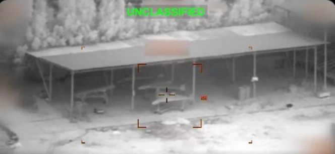 USA niszczy irańskie lotnictwo. Su-22 i F-4 Phantom w ogniu