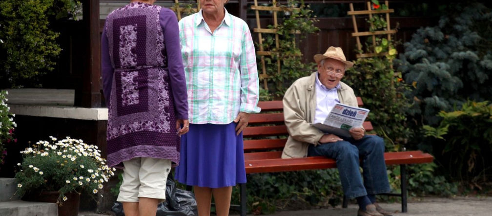 M jak miłość odc. 1028. Zośka Kisielowa (Małgorzata Różniatowska), Barbara Mostowiak (Teresa Lipowska), Lucjan (Witold Pyrkosz)