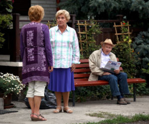 M jak miłość odc. 1028. Zośka Kisielowa (Małgorzata Różniatowska), Barbara Mostowiak (Teresa Lipowska), Lucjan (Witold Pyrkosz)
