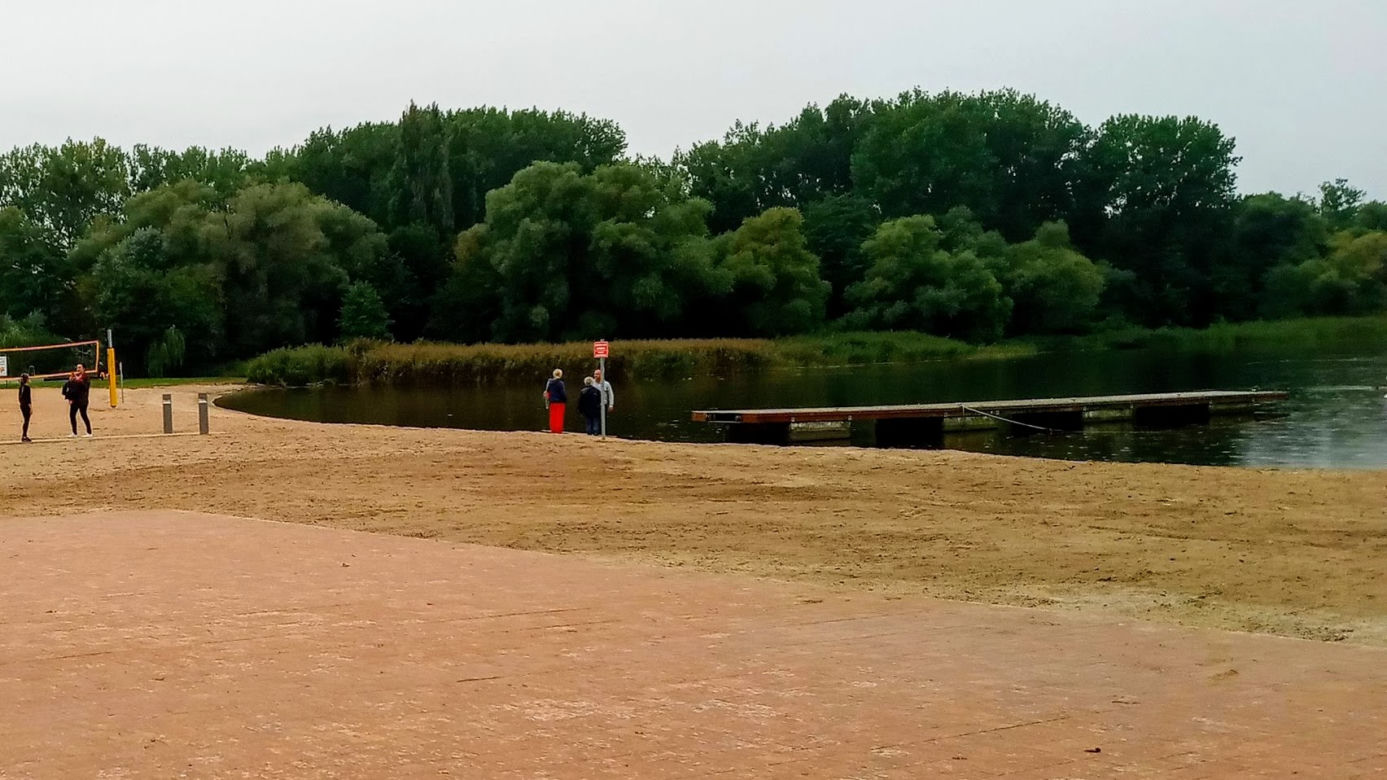 Plaża w Dąbiu otwarta po remoncie