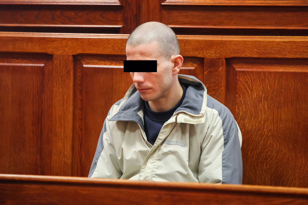 Odsiedzi 14 lat za pociętą twarz Karoliny