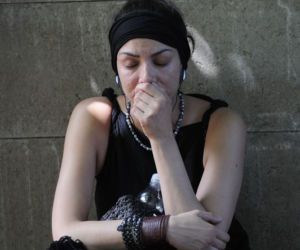 LONDYN: Fani płaczą po śmierci Amy Winehouse