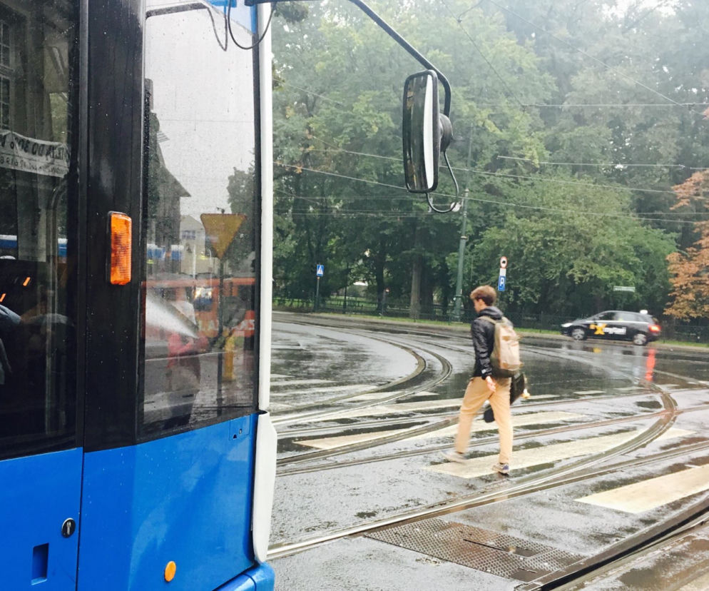 Komunikacja Miejska w Krakowie [PORADNIK DLA STUDENTÓW]