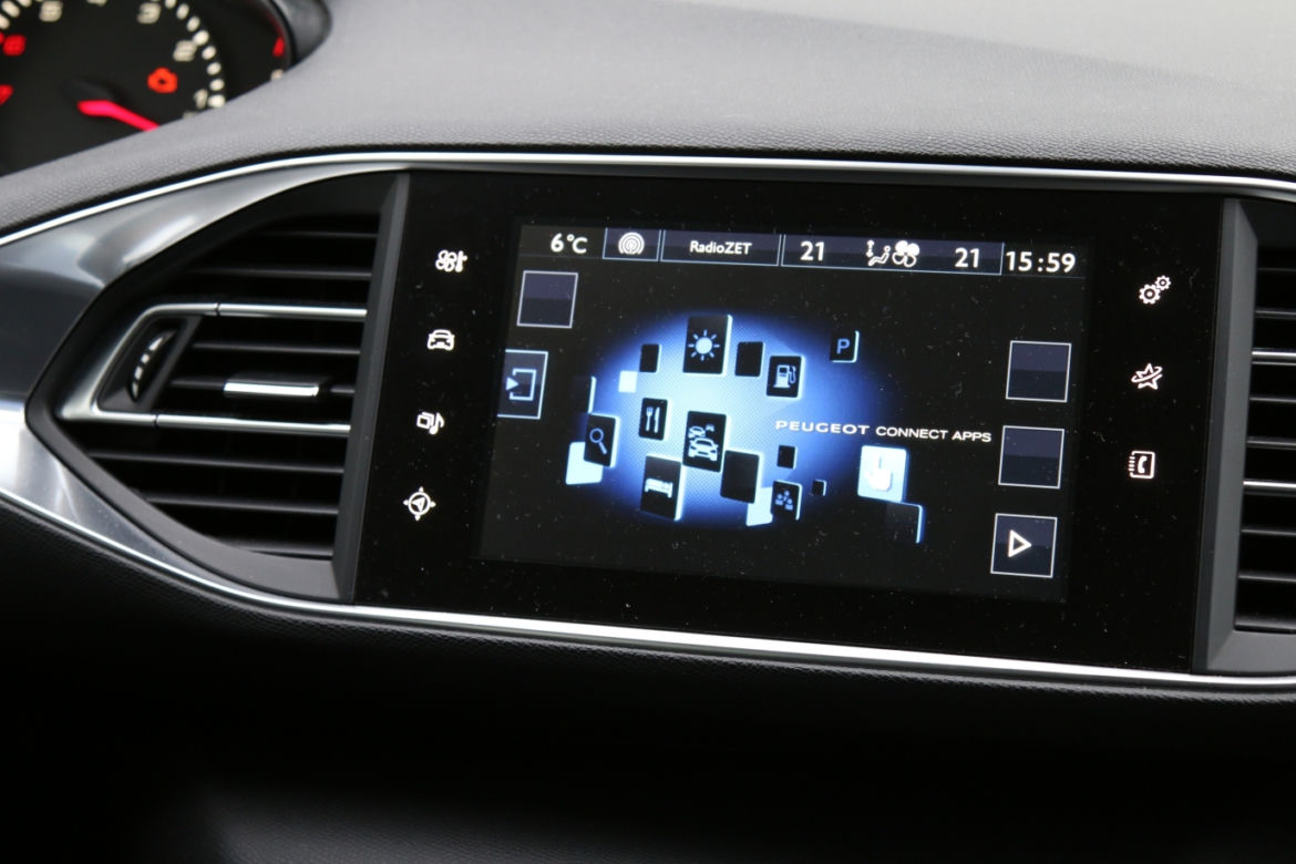 Peugeot 308 1.2 PureTech 110 KM Active