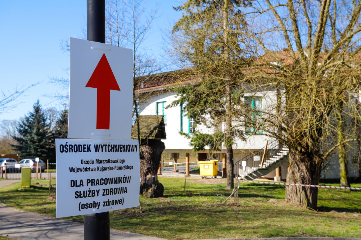  Narażają życie w walce z koronawirusem. Tutaj odpoczywają medycy z Kujawsko-Pomorskiego