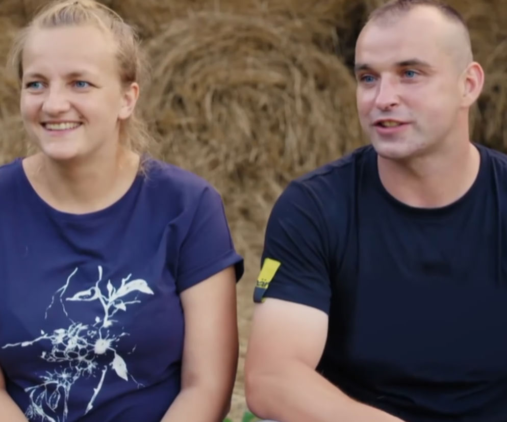 Rolnicy. Podlasie: Historia miłości Emilii i Karola. Zobacz, jak się poznali!