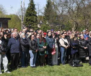 Poświęcił im swoją kampanię wyborczą. Przyszły na pogrzeb Łukasza Litewki. Oczy od razu się zaszkliły