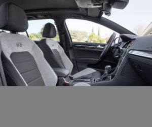 Volkswagen Golf Variant R