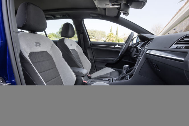 Volkswagen Golf Variant R
