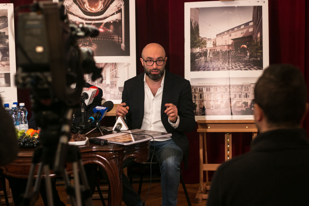 Teatr im. Stefana Żeromskiego w Kielcach pod parolem ministerstwa 