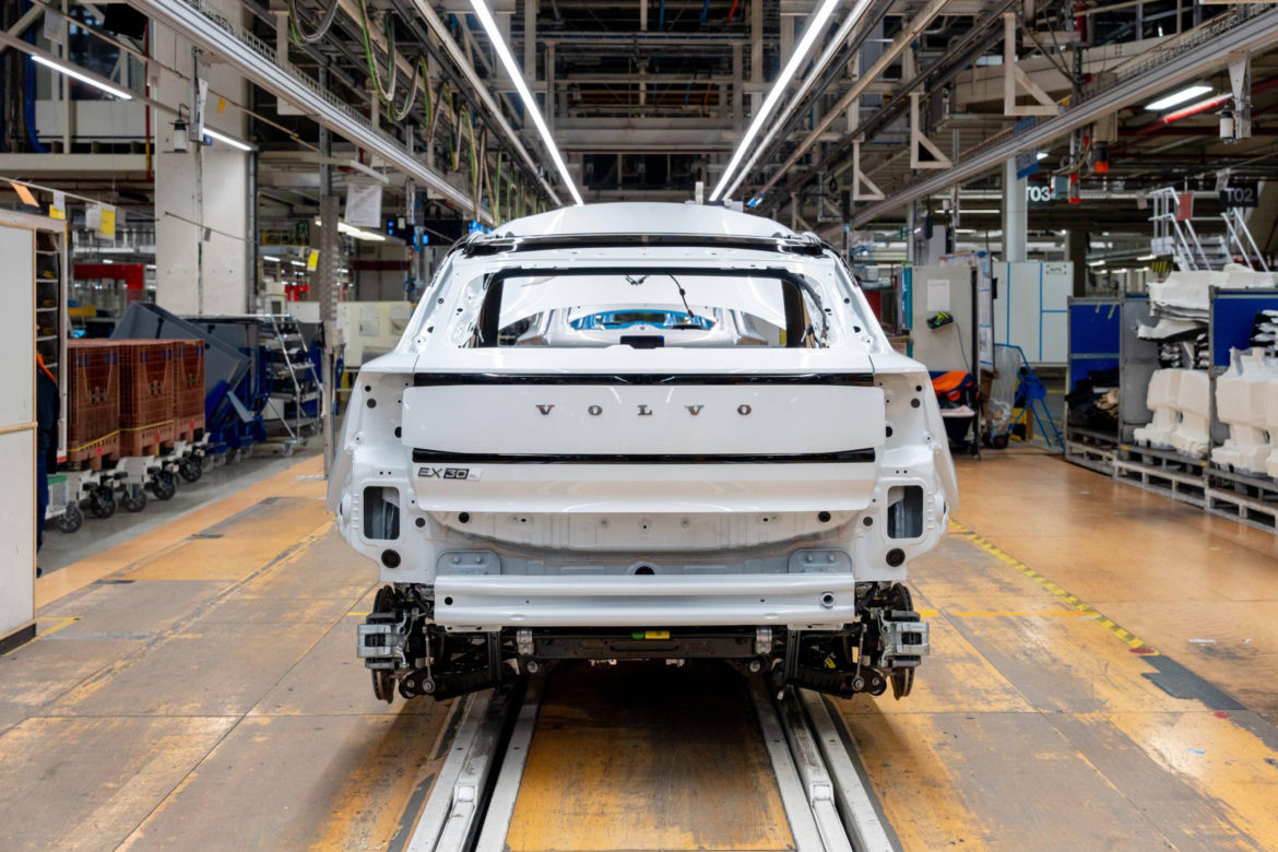 Produkcja Volvo EX30 w Gandawie