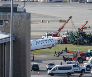 Stewardesa przeżyła katastrofę lotniczą. Ujawniono jej obrażenia