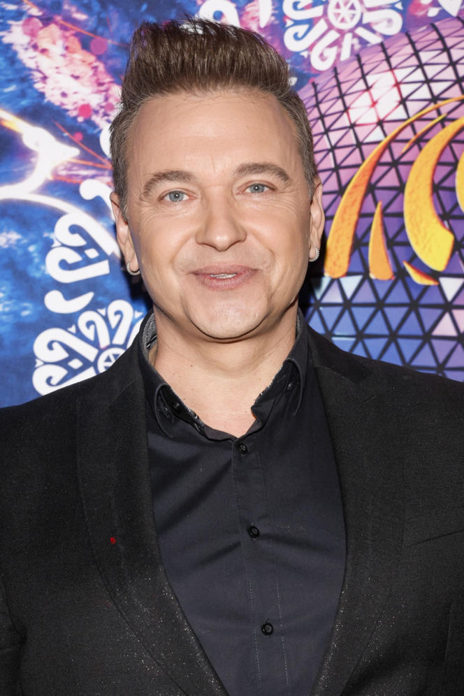 Zaczynał od rocka, dziś jest królem disco polo. Tak przez lata zmieniał się Radek Liszewski