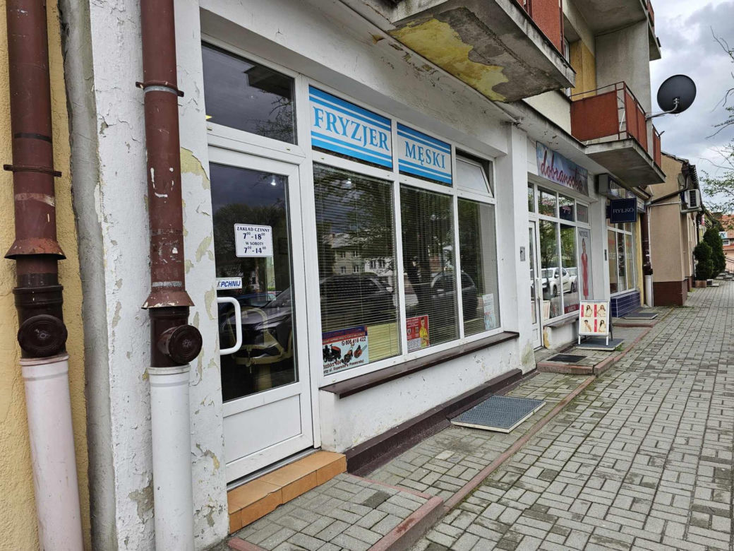Od ponad 60 lat strzyże całe pokolenia