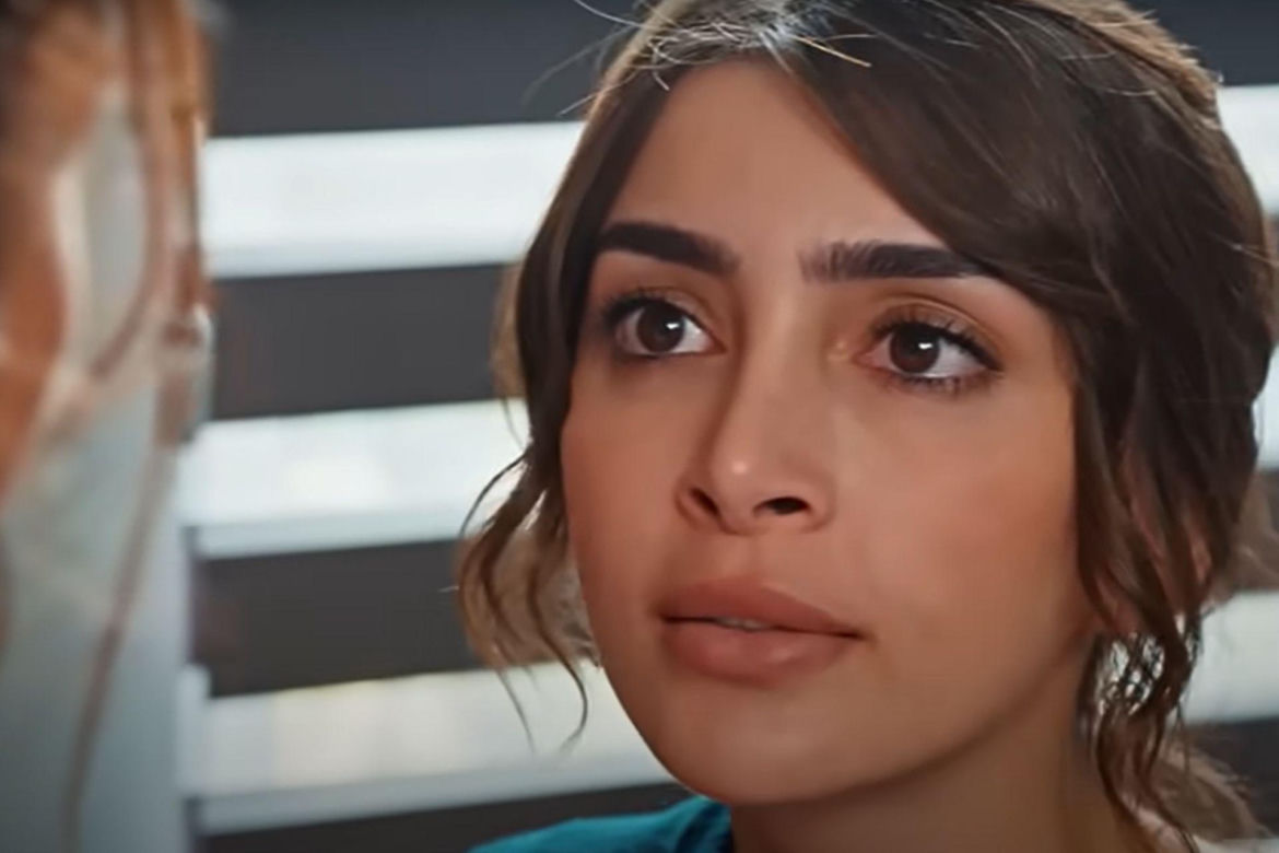 Duygu oznajmia, że o wszystkim dowie się Ali 