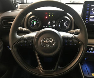 Toyota Yaris 1.5 Hybrid 116 KM e-CVT 
