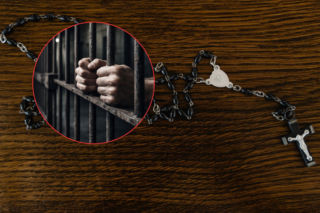 Kara więzienia za obrazę uczuć religijnych. Ministerstwo chce zmian 