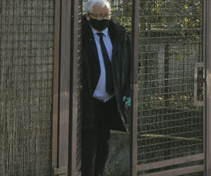 Zima i protesty zdewastowały sąsiedztwo Jarosława Kaczyńskiego