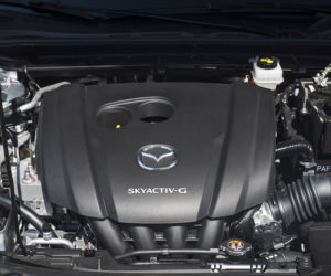 Mazda 3 Skyactiv-G 150 KM MT6 & Volkswagen Golf 8 1.5 eTSI 150 KM DSG7