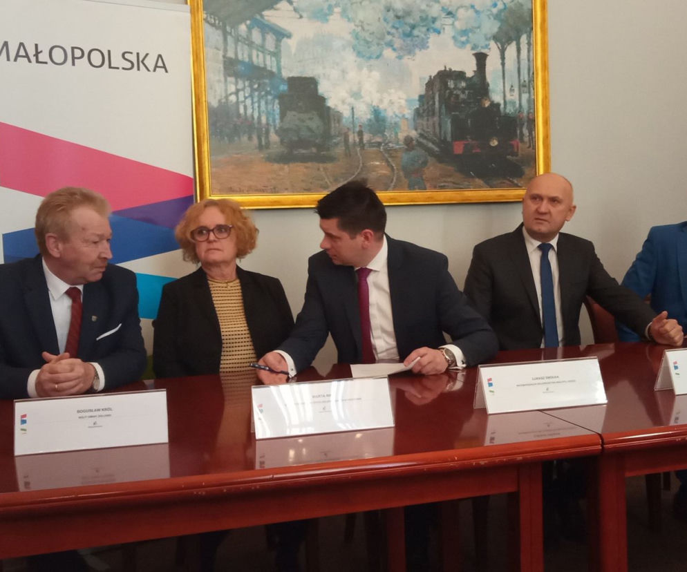 Pospisanie umowy na II etap obwodnicy Zielonek