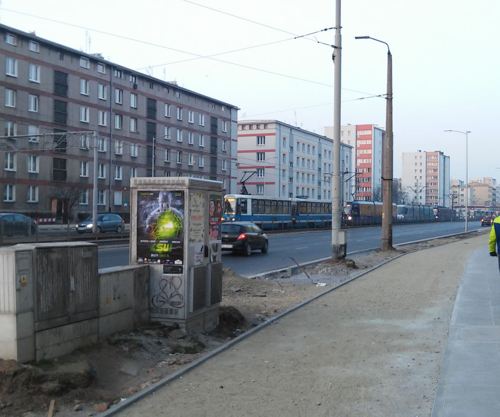 Tramwaje na Grabiszyńskiej stanęły w korkach