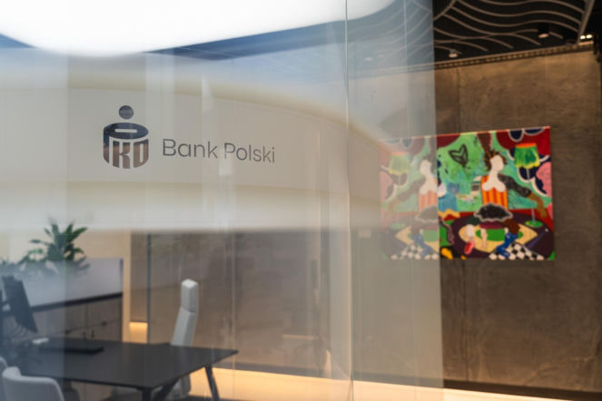 Oddział w centrali PKO Banku Polskiego już otwarty dla klientów
