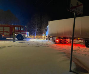 Pogodowy armagedon. Szef MSWiA zapowiada wzmożone kontrole tirów w całej Polsce