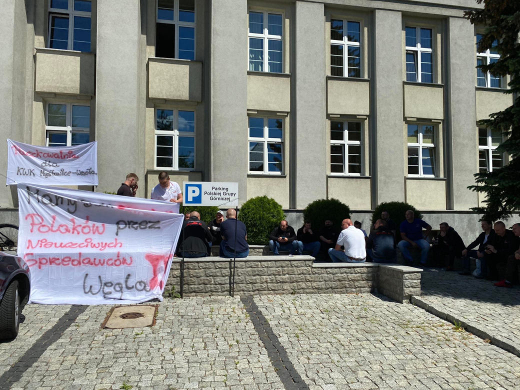 Górnicy PGG w Katowicach walczą o tańszy węgiel