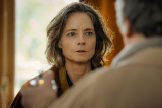 Ostatnia sesja w Paryżu. Jodie Foster wraca na ekrany kin w stylowym thrillerze [RECENZJA]