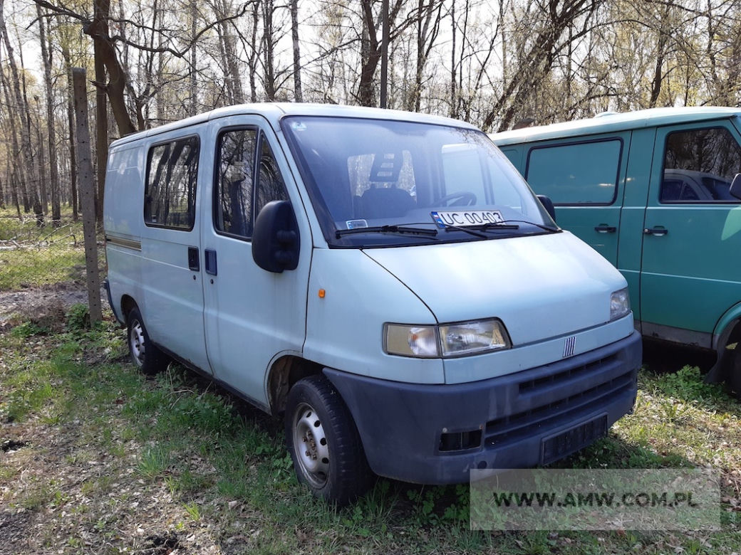 Samochód ogólnego przeznaczenia małej ładowności FIAT DUCATO 10 2,0 TYP 230 (uszkodzony schowek, urwana klamka drzwi). 4000 zł.