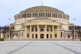 Koronawirus w Polsce: Będzie szpital polowy we wrocławskiej Hali Stulecia? 