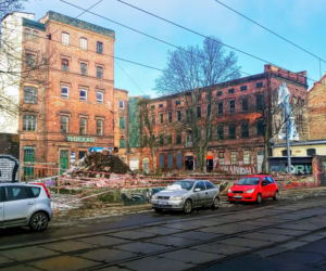 Poprzemysłowe zabudowania przy ul. Kolumba