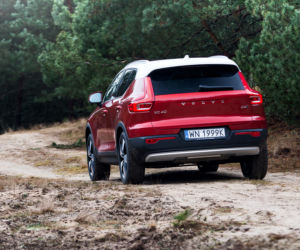 Volvo XC40 D4 AWD AT8 Momentum