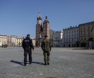 Policja i wojsko na ulicach Krakowa