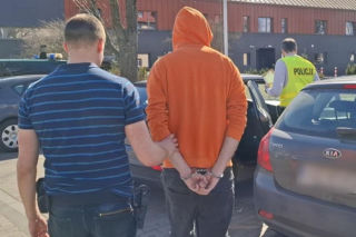 Szaleńczo zakochany 22-latek wpadł po uszy