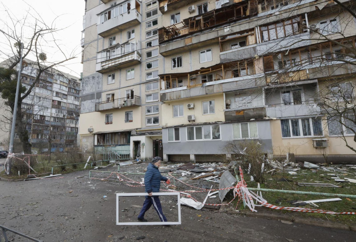 Ukraina. Trzy ofiary śmiertelne nocnego ataku Rosjan na Kijów. Zginęło 5-letnie dziecko 