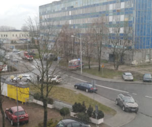 Płock. ZWŁOKI kobiety w pałacyku cudów przy Otolińskiej! Drzwi otwierali strażacy! (ZDJĘCIA]