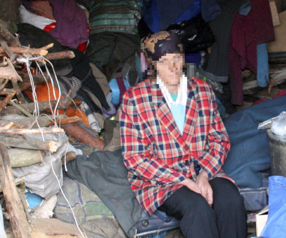 Mieszkała w komórce przy chlewie i jadła z koryta. Tak partner uczył ją pokory