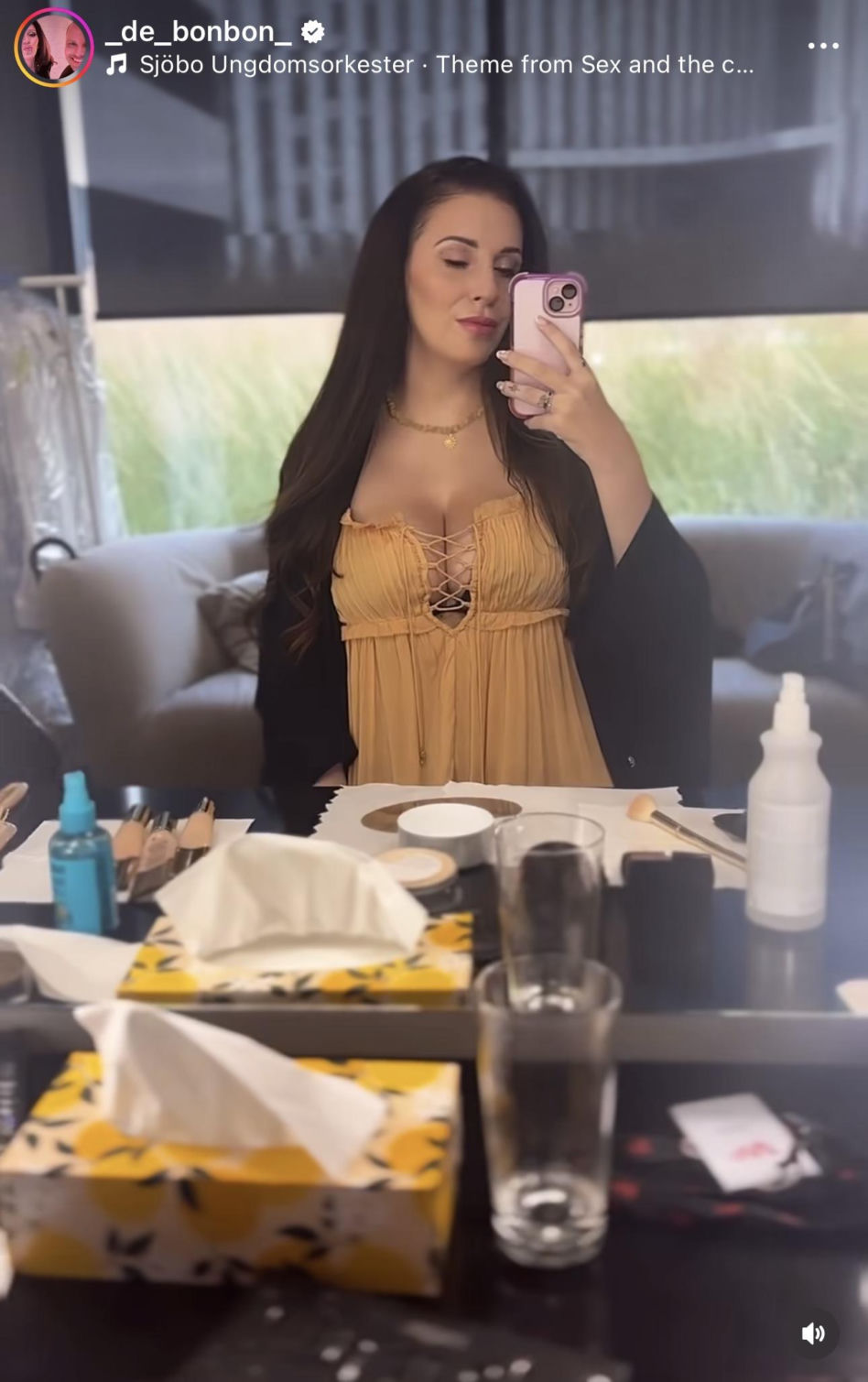 Biust na pierwszym planie! Dominika Serowska prowokuje fanów na Instagramie