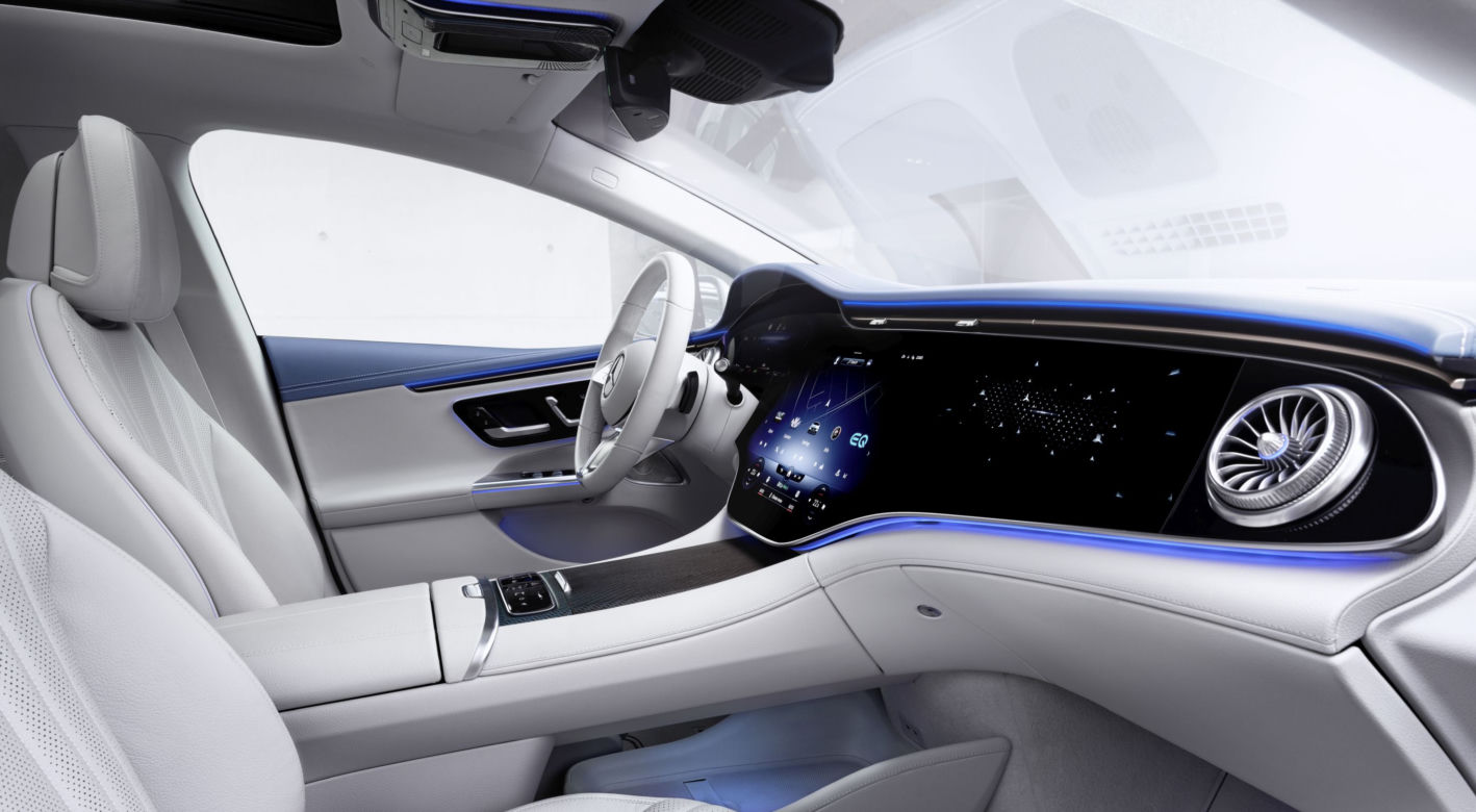 Mercedes EQE (2022)