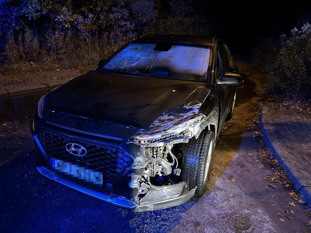 Mercedesem staranował 9 aut. Nocna demolka na Targówku