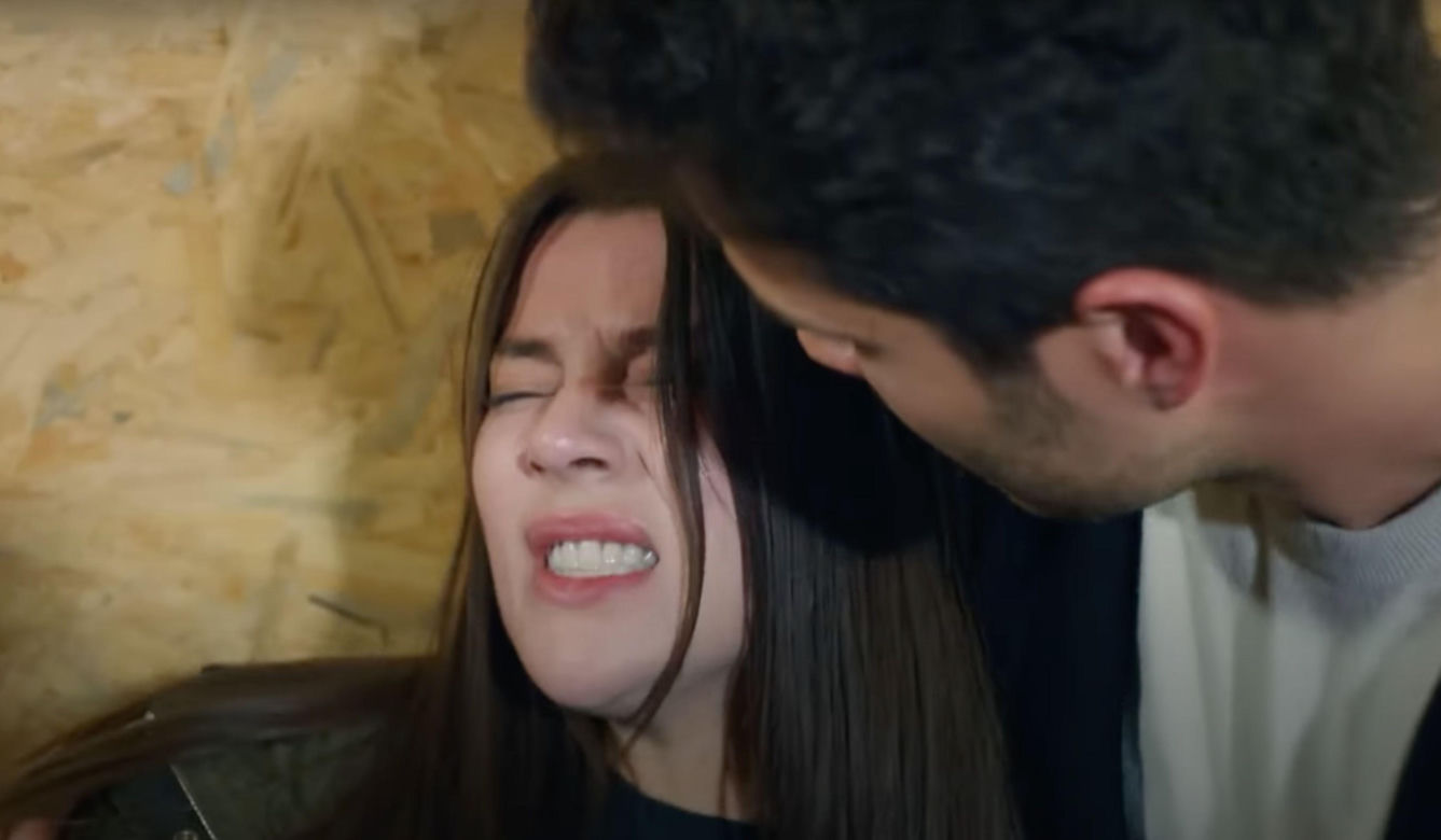 Ege odnajdzie Zeynep.