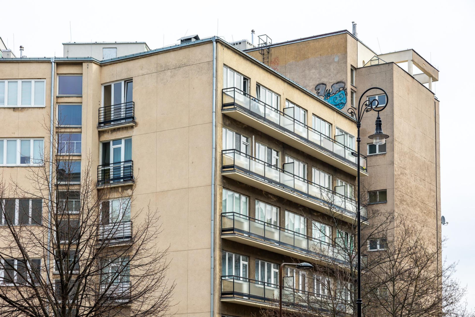 Wieżowiec przy ul. Sewerynów 4 w Warszawie