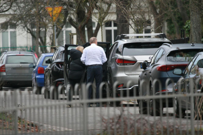 Premier Donald Tusk ruszył na pomoc żonie