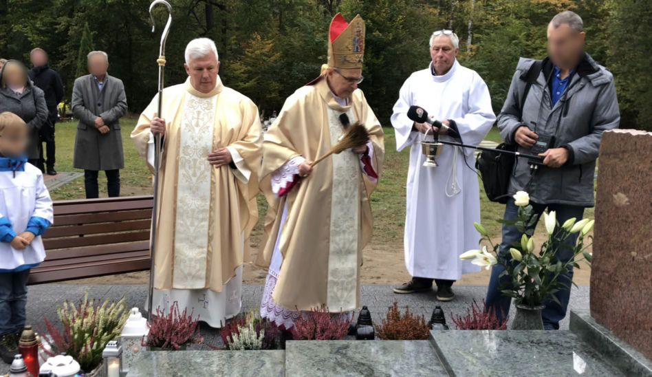 Poświęcenie nowego nagrobka Krzysztofa Krawczyka